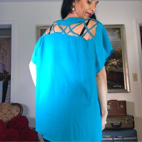 Torrid cute summer top blouse - Picture 2 of 4